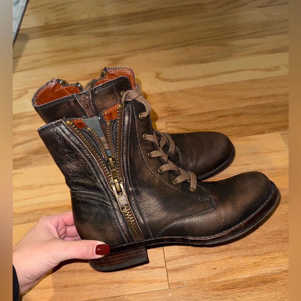 Mia Brown Leather Lace-Up Boots - Picture 4 of 10